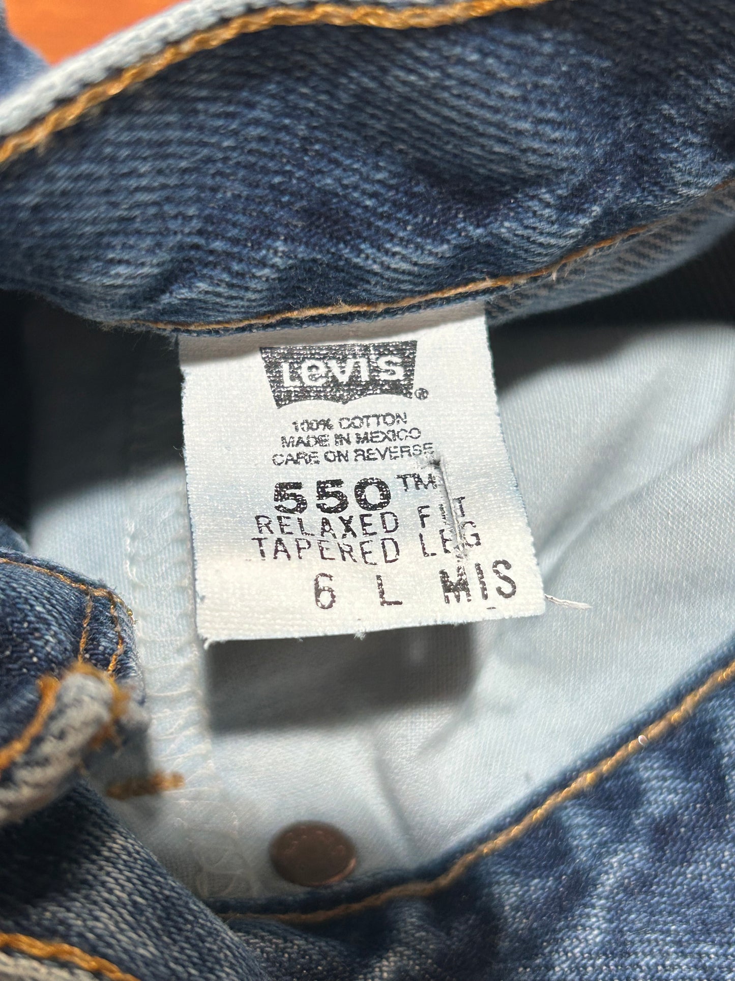 Levi’s: 550 jeans