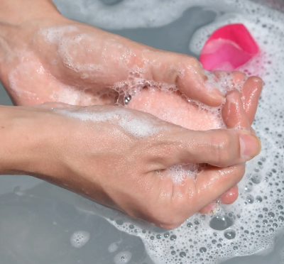 Tangie: Rose Geranium Shampoo Bar