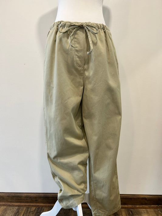 Fashion bug: drawstring pants