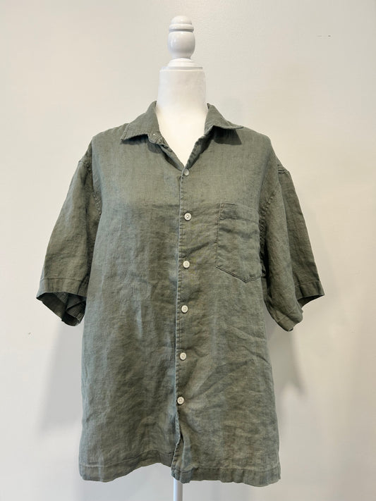 Green short sleeve button up