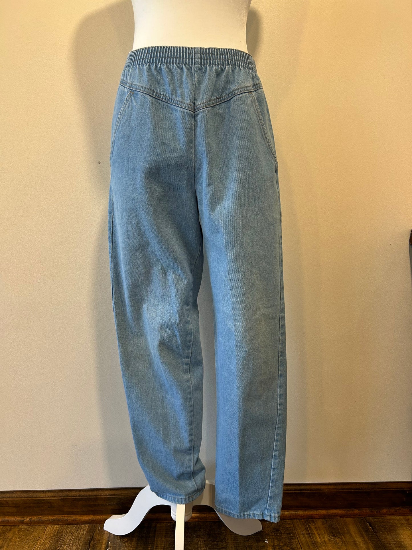 Pizzazz: Light Wash Jeans