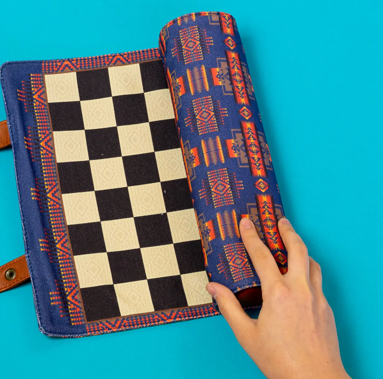 Pendleton: Chess & Checkers Set
