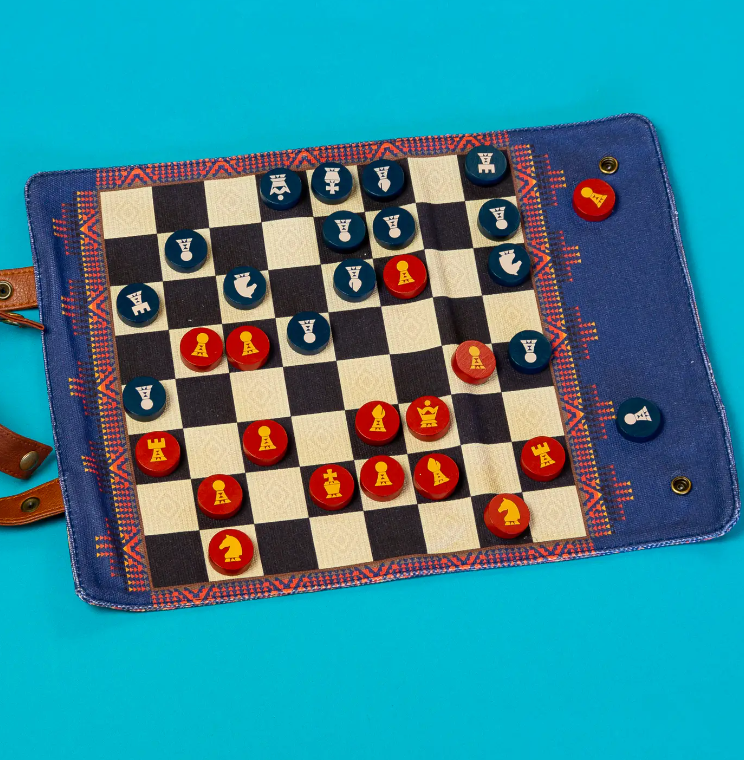 Pendleton: Chess & Checkers Set