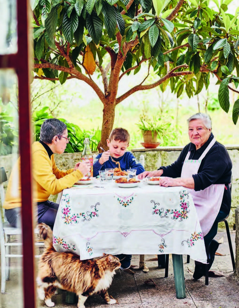 Pasta Grannies: the Official Cookbook