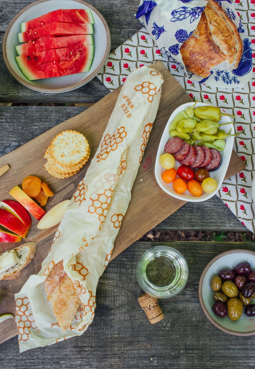 Bee’s Wrap: Bread Wrap - Honeycomb Print